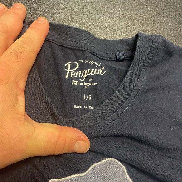 Penguin By Munsing Wear Men’s Size L Blue Short Sleeve Crew Neck Tee Shirt - Picture 5 of 5
